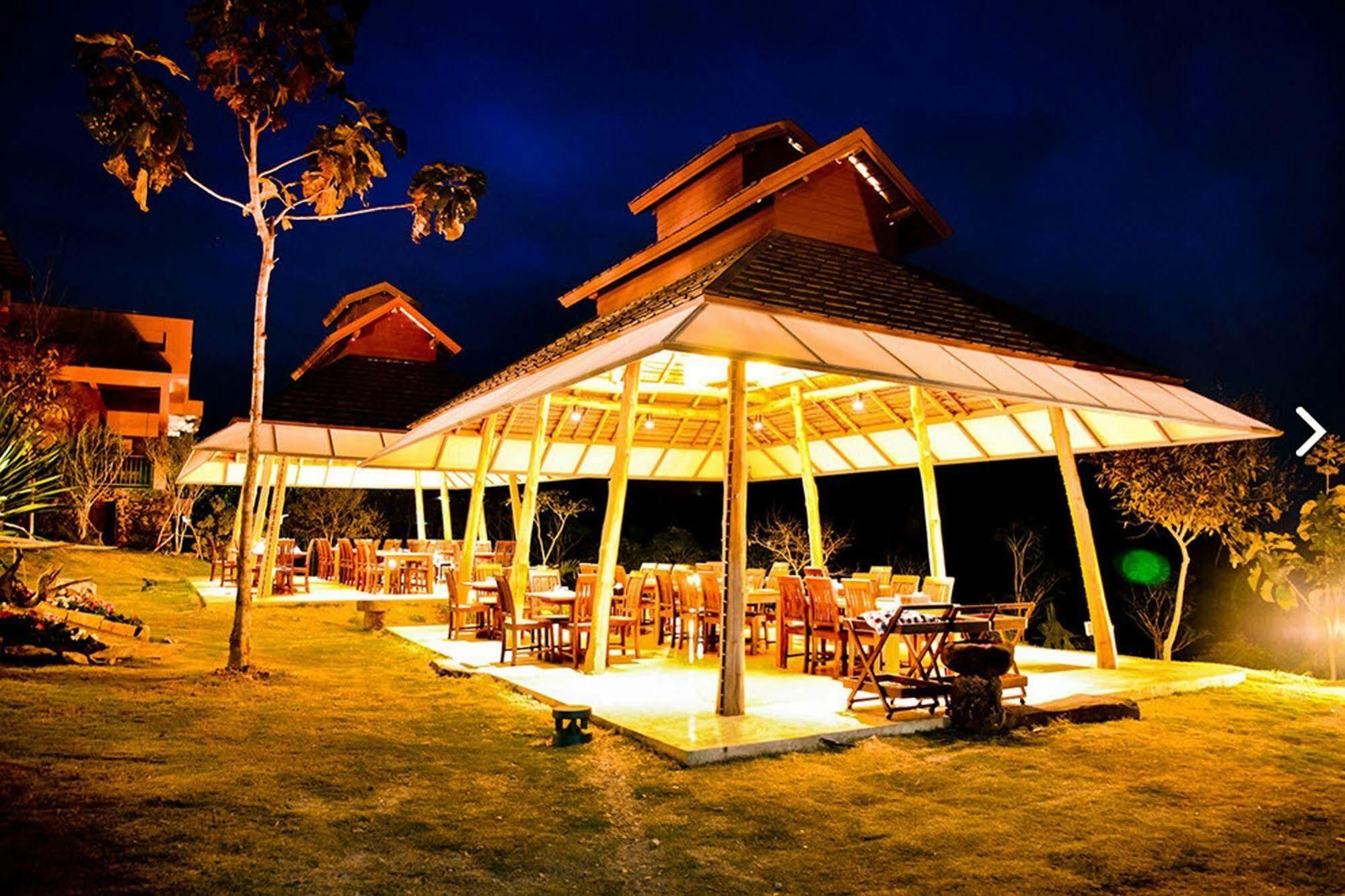 Hotel Phukumhom Khao Yai Wangkata Exterior foto